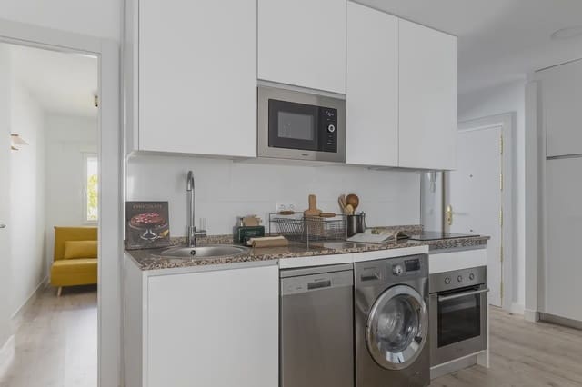 2 slaapkamer Flat te huur in Puerta del Ángel, Madrid stad - € 1.500 (Ref: 9827531)