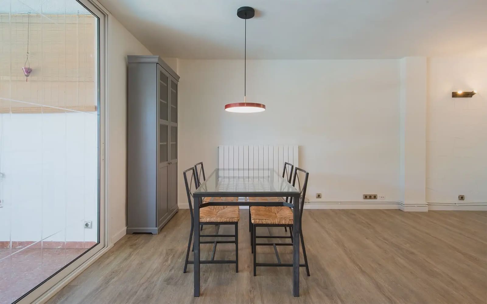 2 bedroom Flat for rent in Castelldefels with pool garage - € 1,655 (Ref: 9828037)