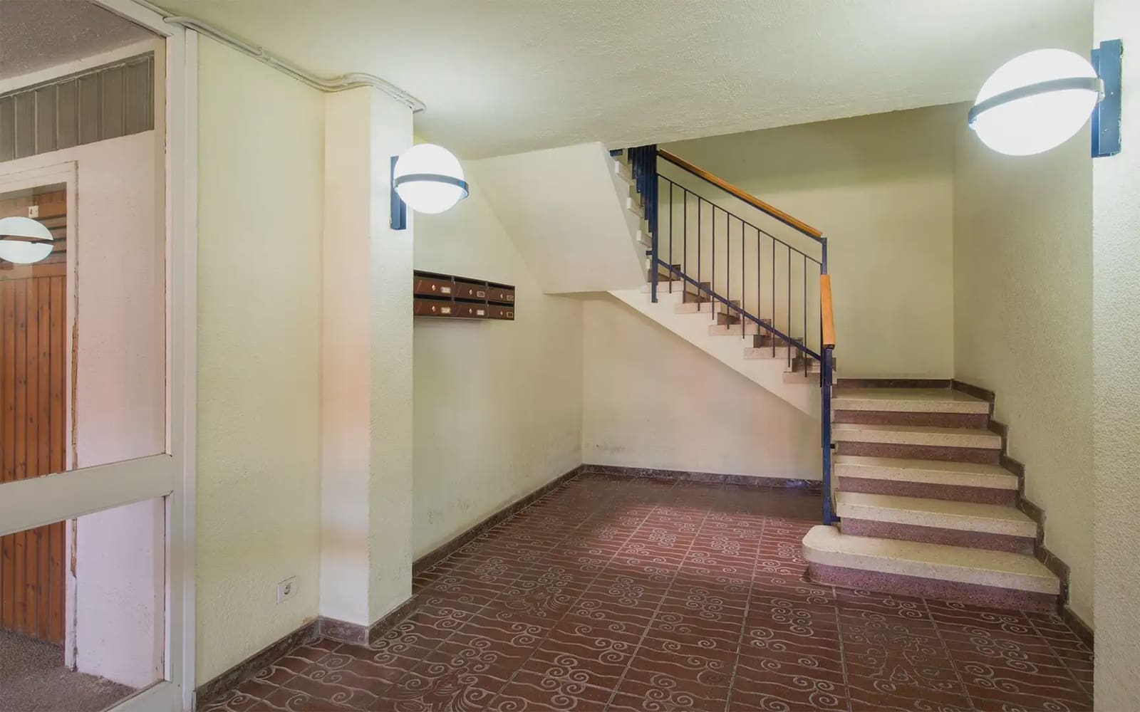 2 bedroom Flat for rent in Castelldefels with pool garage - € 1,655 (Ref: 9828037)