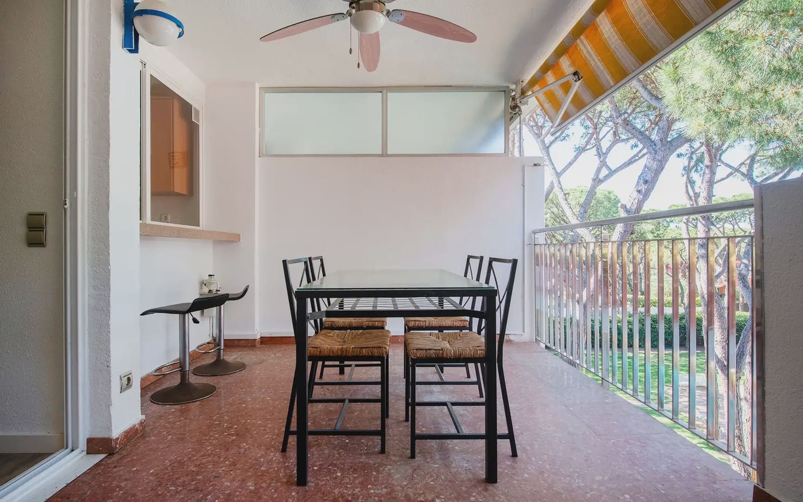 2 bedroom Flat for rent in Castelldefels with pool garage - € 1,655 (Ref: 9828037)
