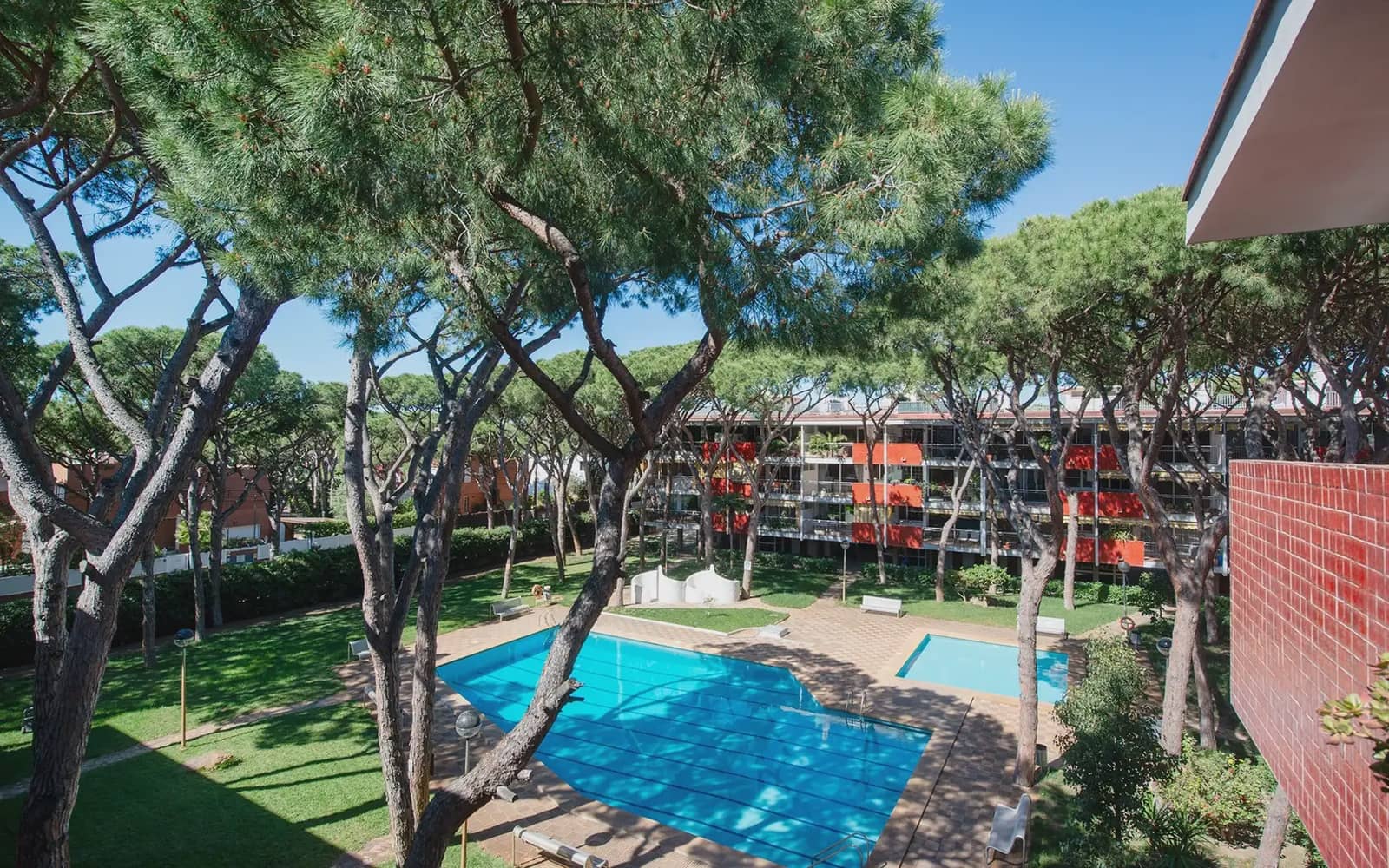 2 bedroom Flat for rent in Castelldefels with pool garage - € 1,655 (Ref: 9828037)