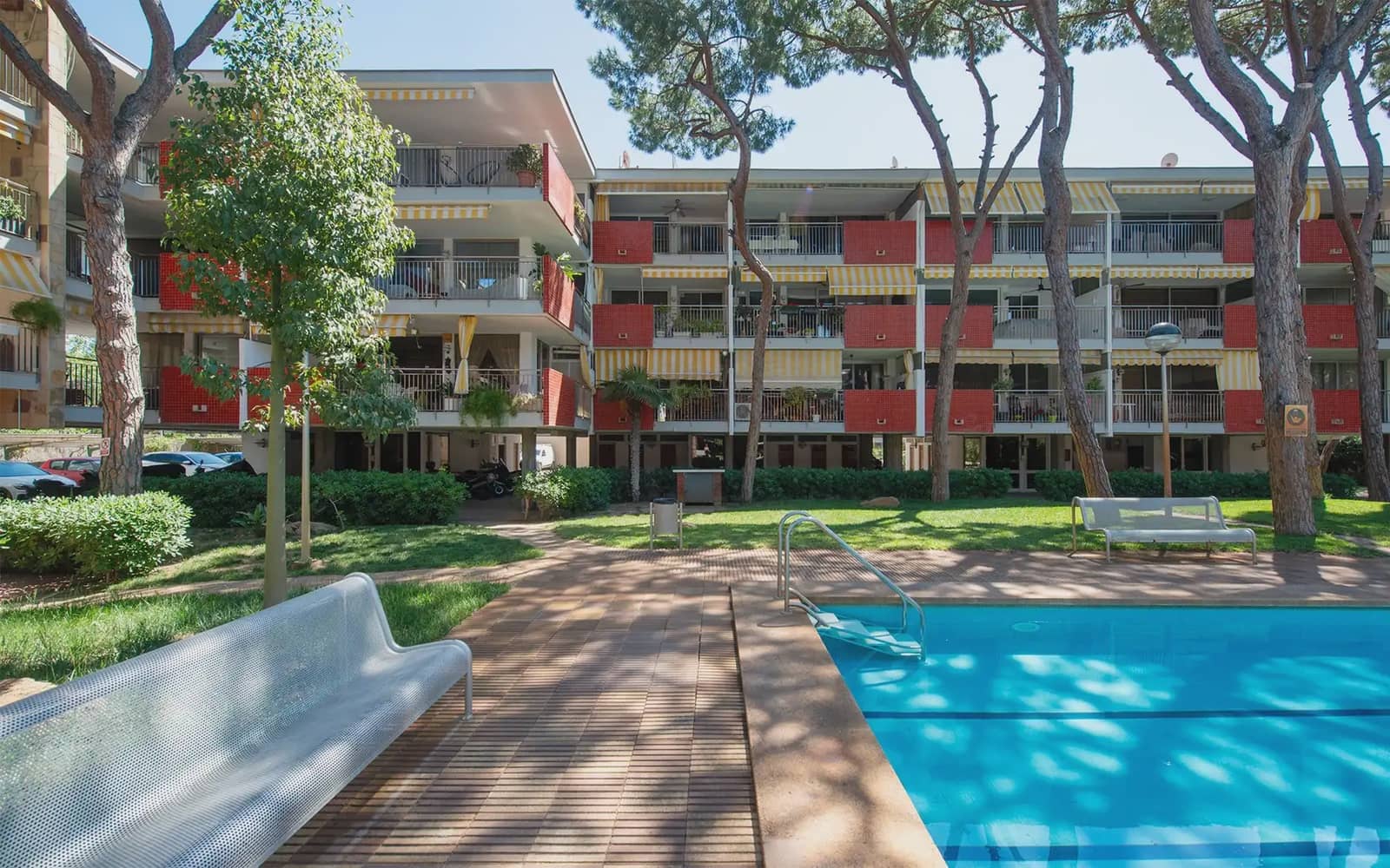 2 bedroom Flat for rent in Castelldefels with pool garage - € 1,655 (Ref: 9828037)