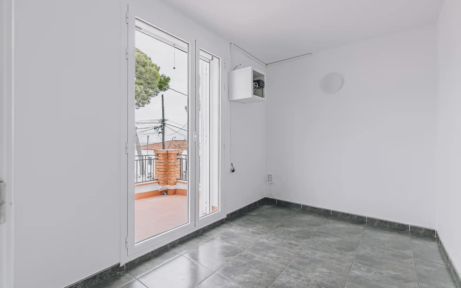 Chalet de 3 habitaciones en Viladecans en venta - 690.000 € (Ref: 9832906)