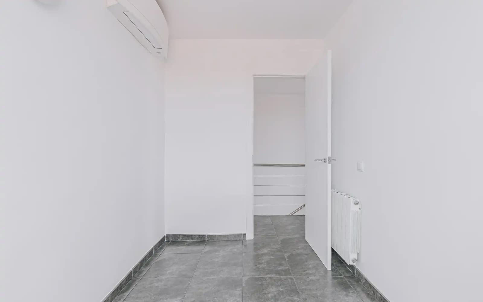 Chalet de 3 habitaciones en Viladecans en venta - 690.000 € (Ref: 9832906)