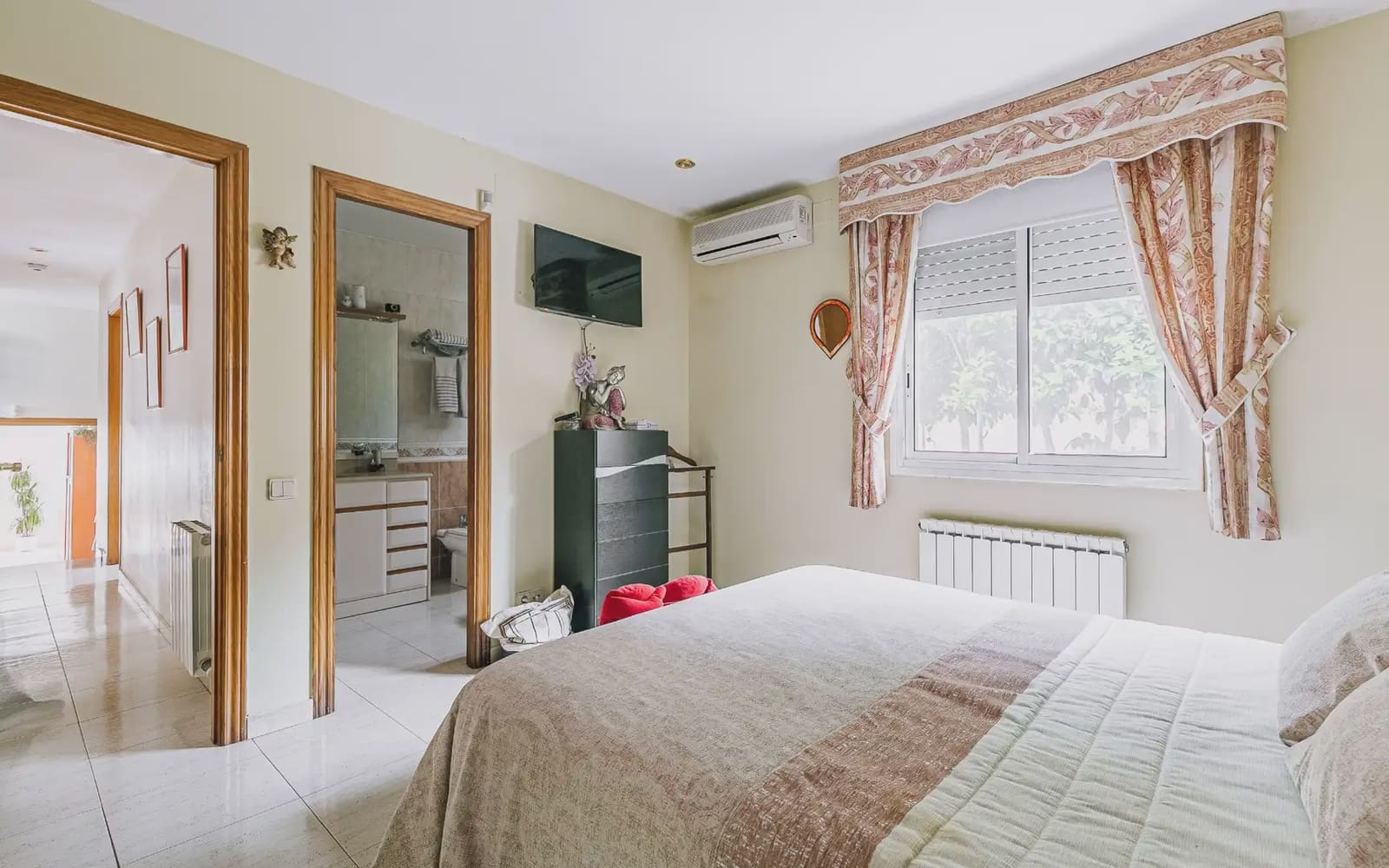 4 bedroom Villa for sale in Cervello with garage - € 565,000 (Ref: 9838695)