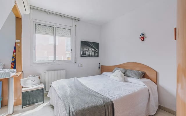 4 soveværelse Villa til salg i Cervelló med garage - € 565.000 (Ref: 9838695)
