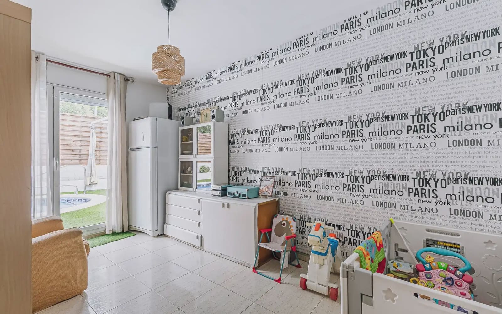 4 bedroom Villa for sale in Cervello with garage - € 565,000 (Ref: 9838695)