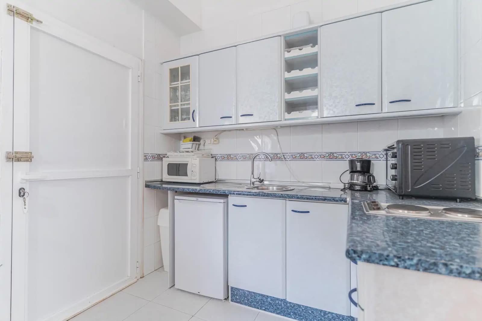 8 bedroom Villa for sale in Torrox with pool garage - € 1,100,000 (Ref: 9838696)