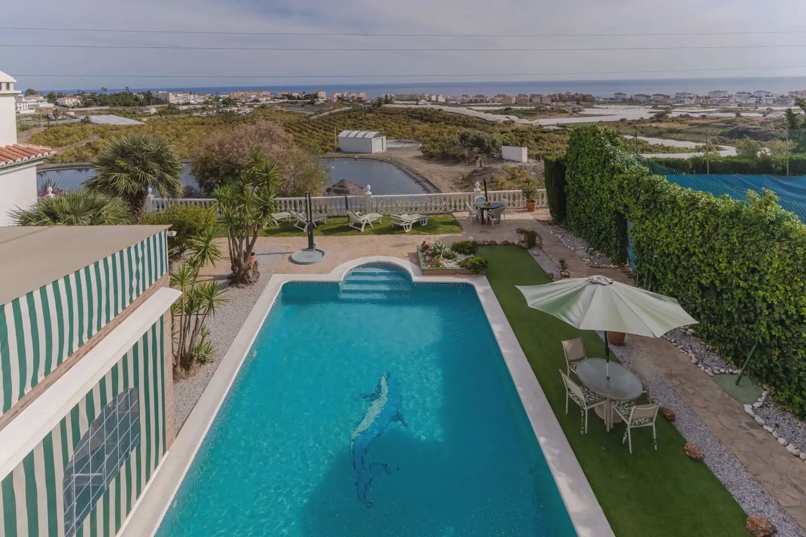 8 bedroom Villa for sale in Torrox with pool garage - € 1,100,000 (Ref: 9838696)