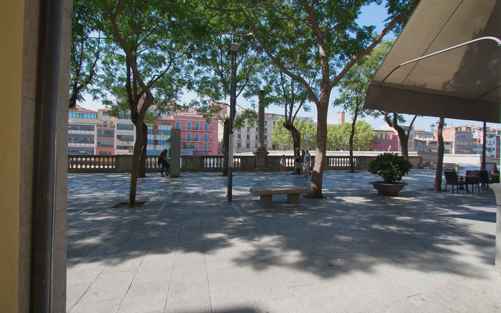 2 bedroom Flat for rent in Girona city - € 860 (Ref: 9844492)