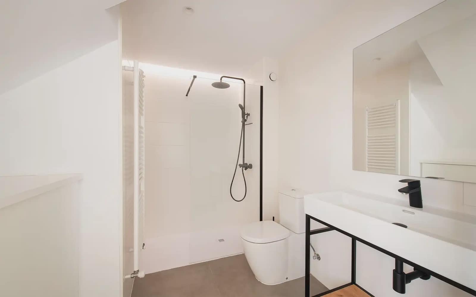 2 bedroom Loft for rent in Girona city - € 1,590 (Ref: 9844493)
