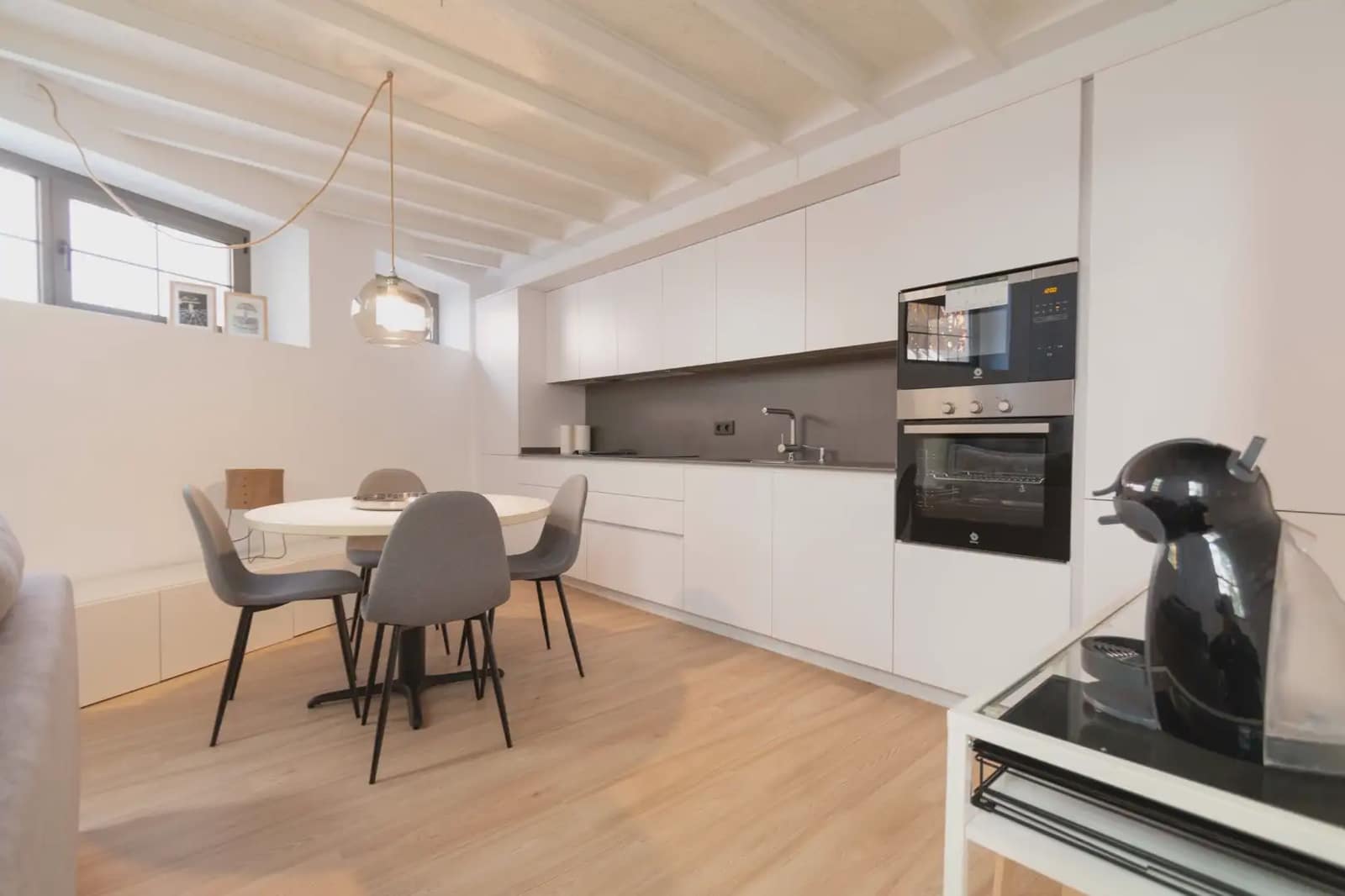 2 bedroom Loft for rent in Girona city - € 1,590 (Ref: 9844493)