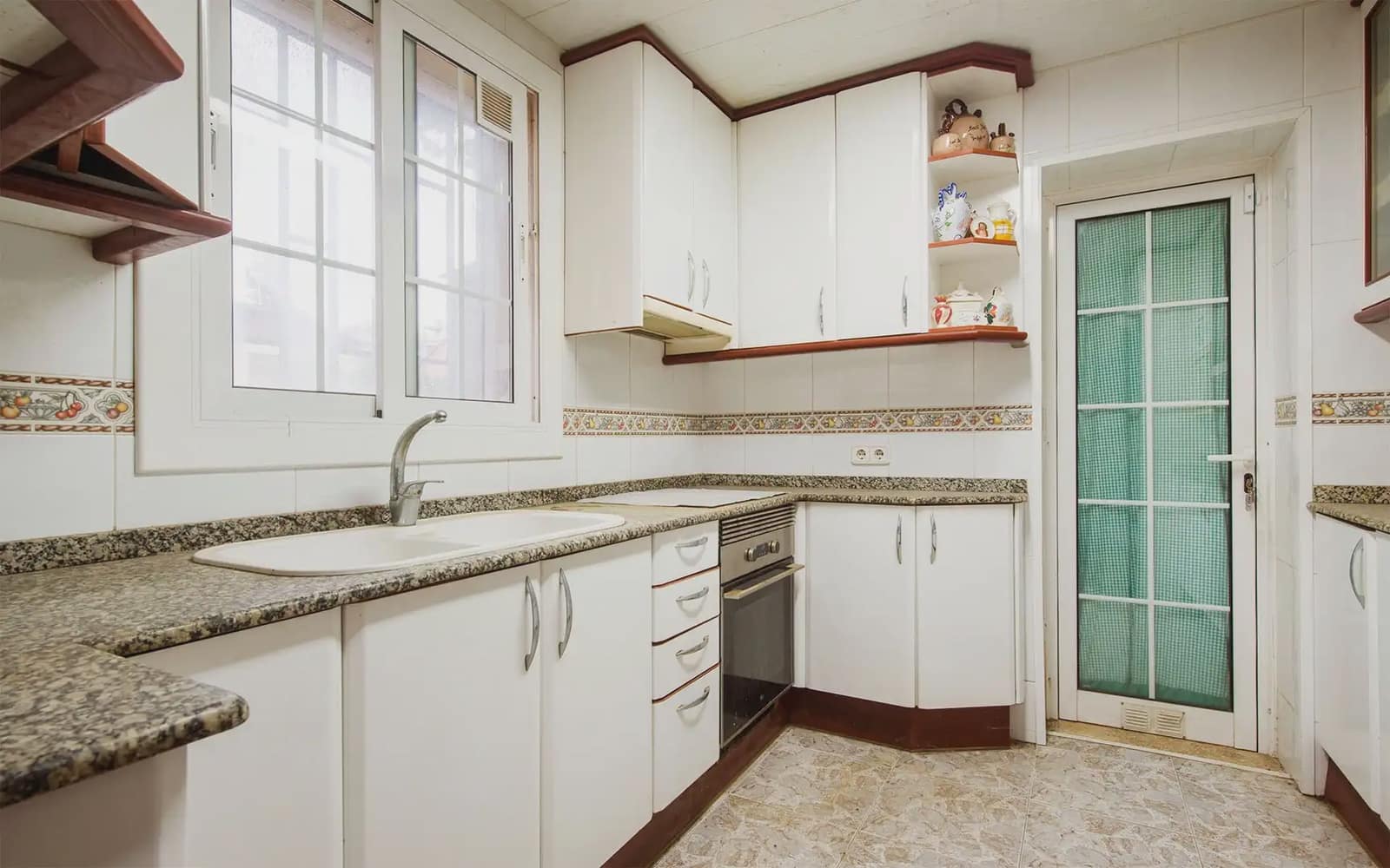 5 soveværelse Villa til salg i Sant Boi de Llobregat med garage - € 695.000 (Ref: 9854526)