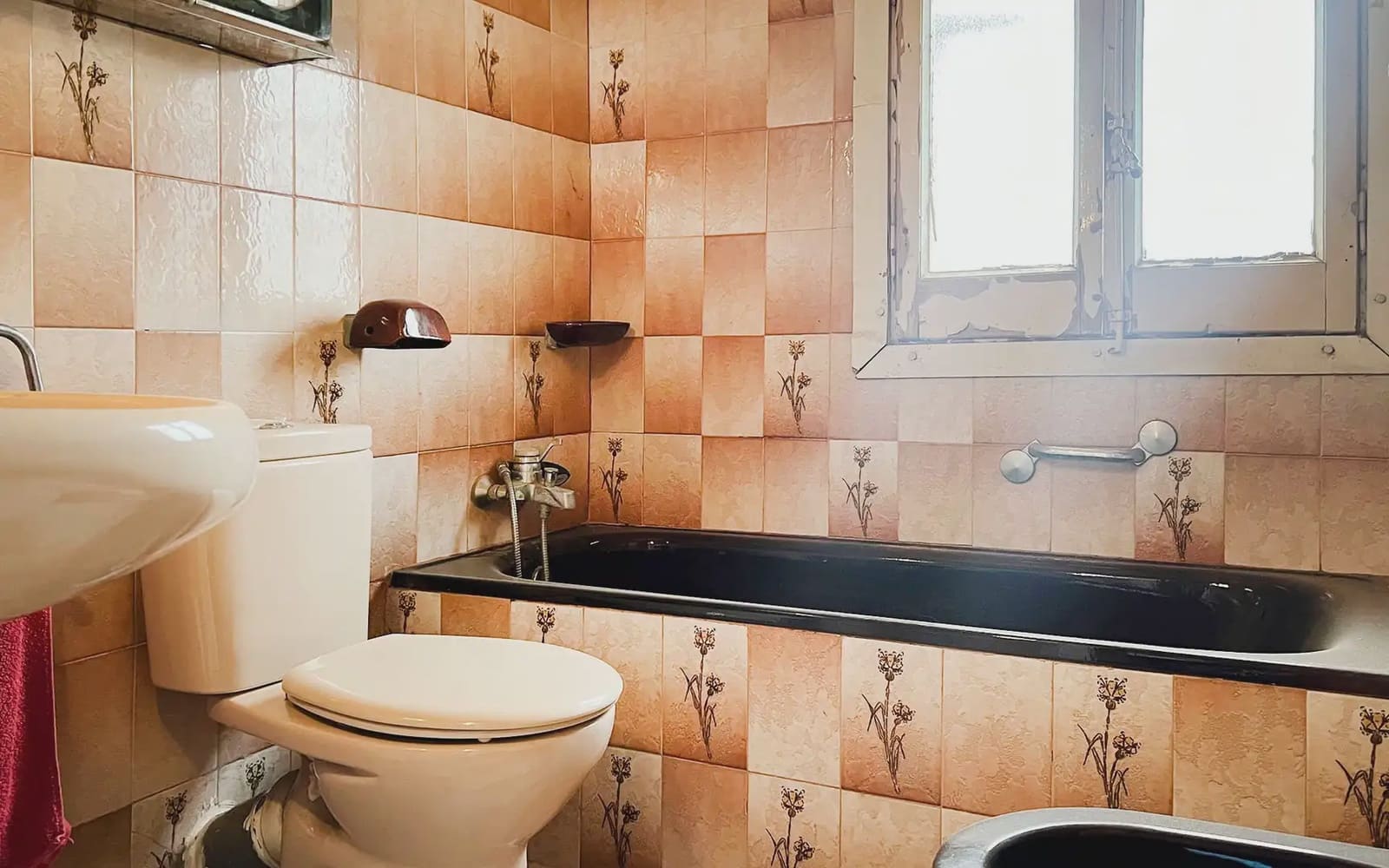 5 soveværelse Villa til salg i Sant Boi de Llobregat med garage - € 695.000 (Ref: 9854526)