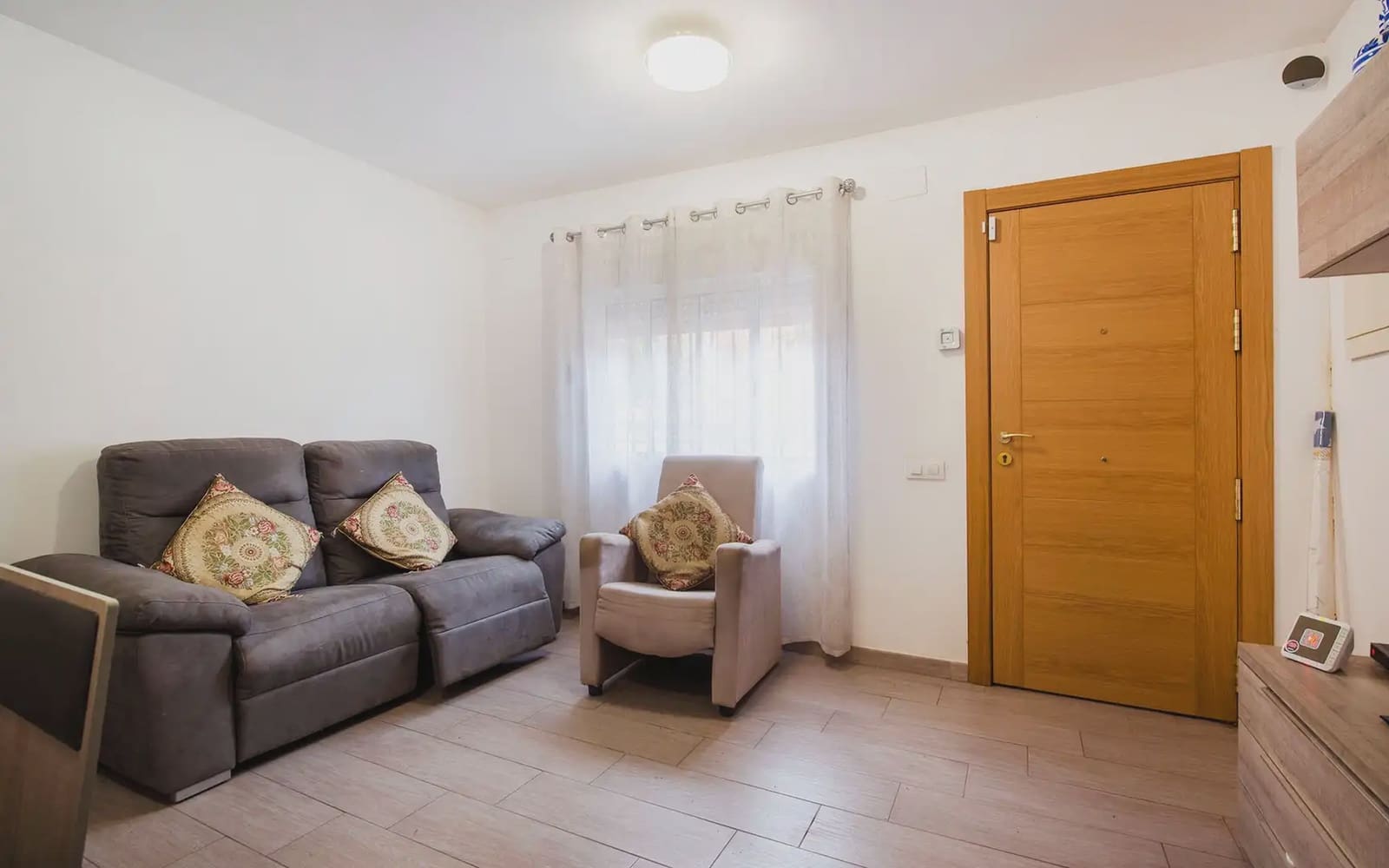 5 soveværelse Villa til salg i Sant Boi de Llobregat med garage - € 695.000 (Ref: 9854526)