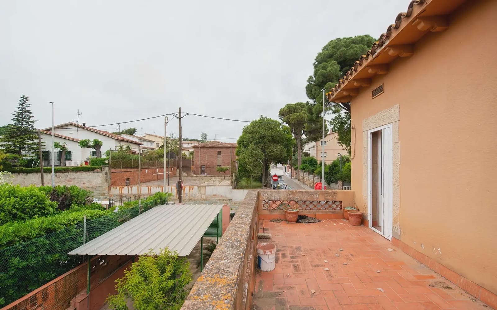 5 soveværelse Villa til salg i Sant Boi de Llobregat med garage - € 695.000 (Ref: 9854526)