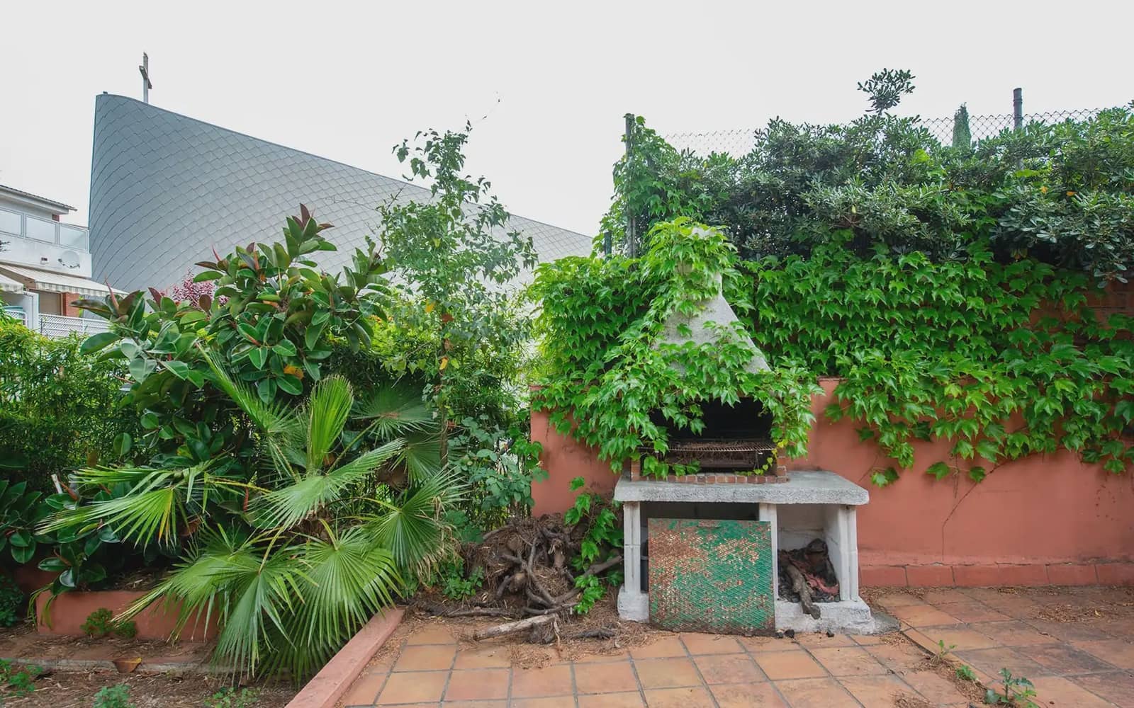 5 soveværelse Villa til salg i Sant Boi de Llobregat med garage - € 695.000 (Ref: 9854526)