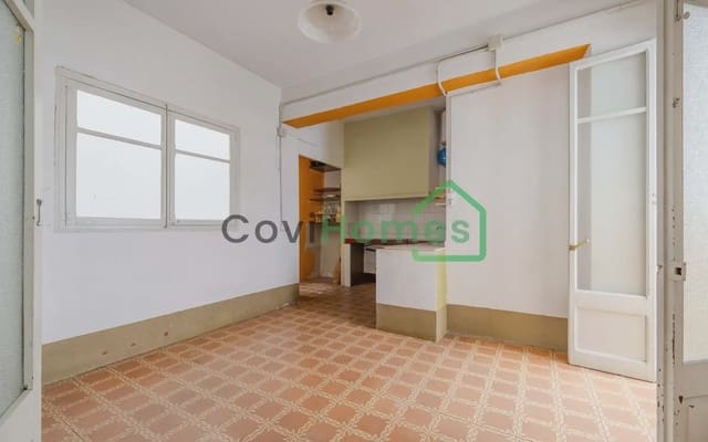 3 soveværelse Penthouse til salg i Girona by - € 390.000 (Ref: 9854527)