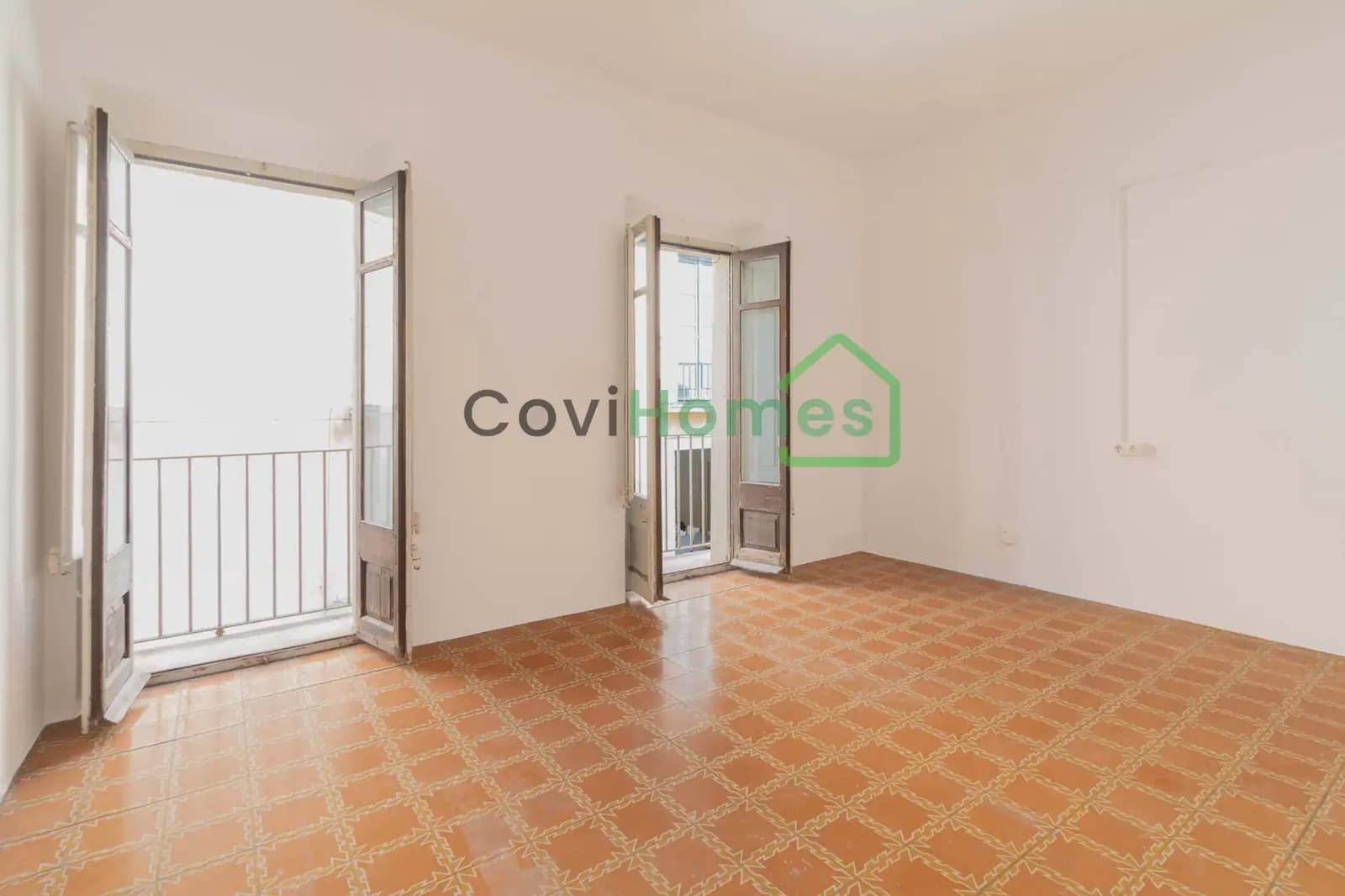 3 bedroom Penthouse for sale in Girona city - € 343,200 (Ref: 9854527)