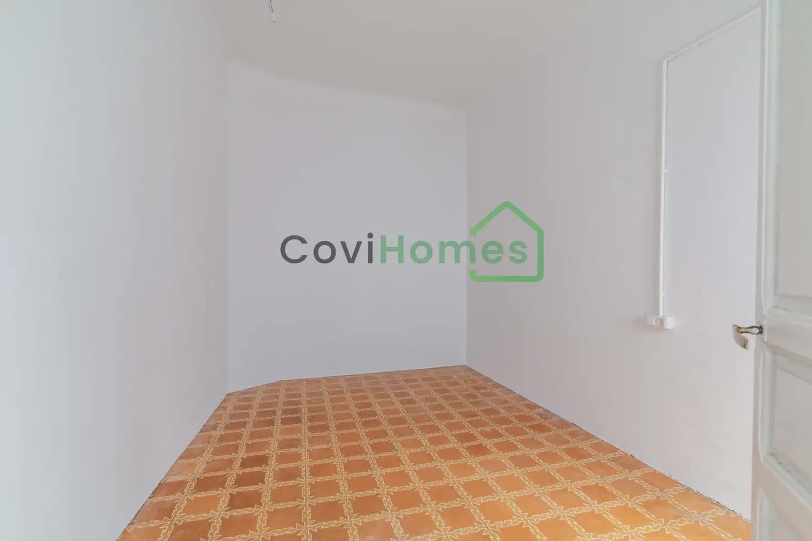 3 bedroom Penthouse for sale in Girona city - € 343,200 (Ref: 9854527)