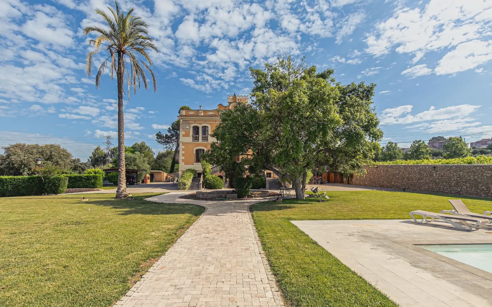 10 bedroom Finca/Country House for sale in Gelida with pool garage - € 1,490,000 (Ref: 9854635)