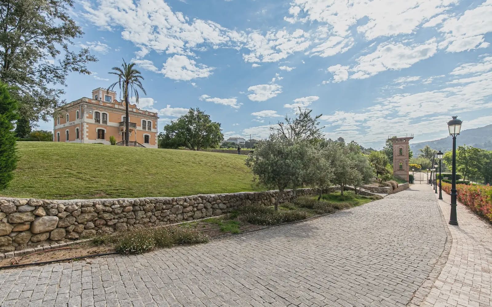 10 bedroom Finca/Country House for sale in Gelida with pool garage - € 1,490,000 (Ref: 9854635)