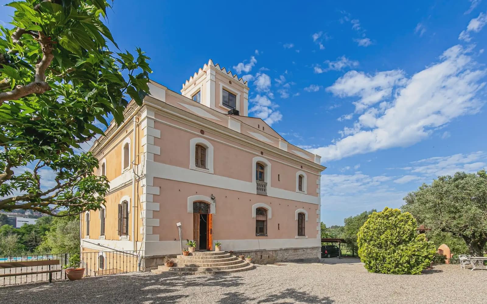 10 bedroom Finca/Country House for sale in Gelida with pool garage - € 1,490,000 (Ref: 9854635)