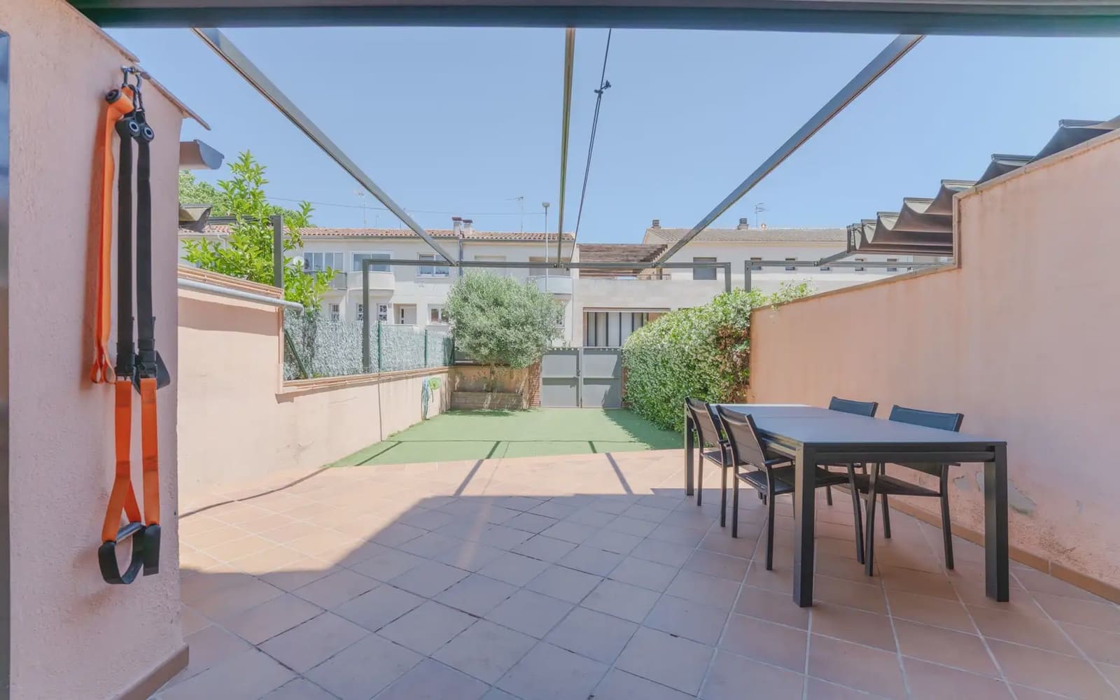 4 bedroom Townhouse for sale in Tordera with garage - € 399,000 (Ref: 9860840)