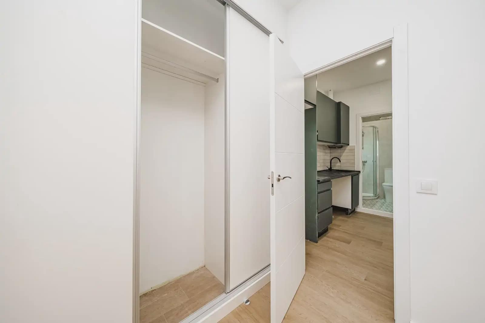 1 quarto Apartamento para venda em Madrid cidade - 319 000 € (Ref: 9861208)
