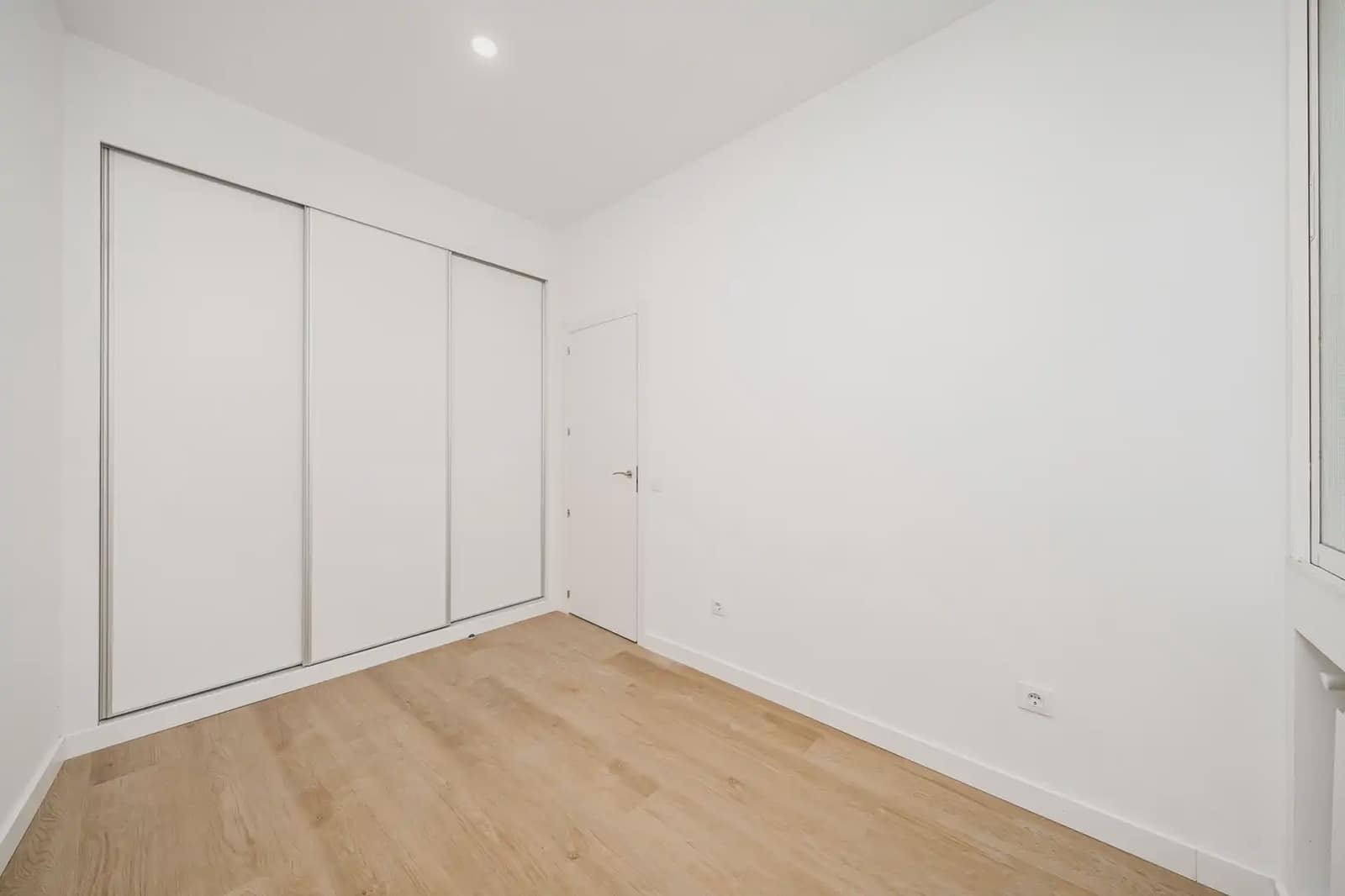 1 quarto Apartamento para venda em Madrid cidade - 319 000 € (Ref: 9861208)