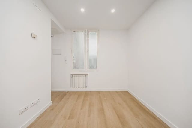 1 quarto Apartamento para venda em Universidad, Madrid cidade - 319 000 € (Ref: 9861208)
