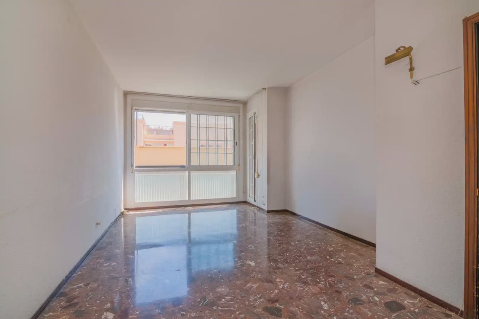 4 slaapkamer Flat te koop in Barcelona stad - € 640.000 (Ref: 9863854)
