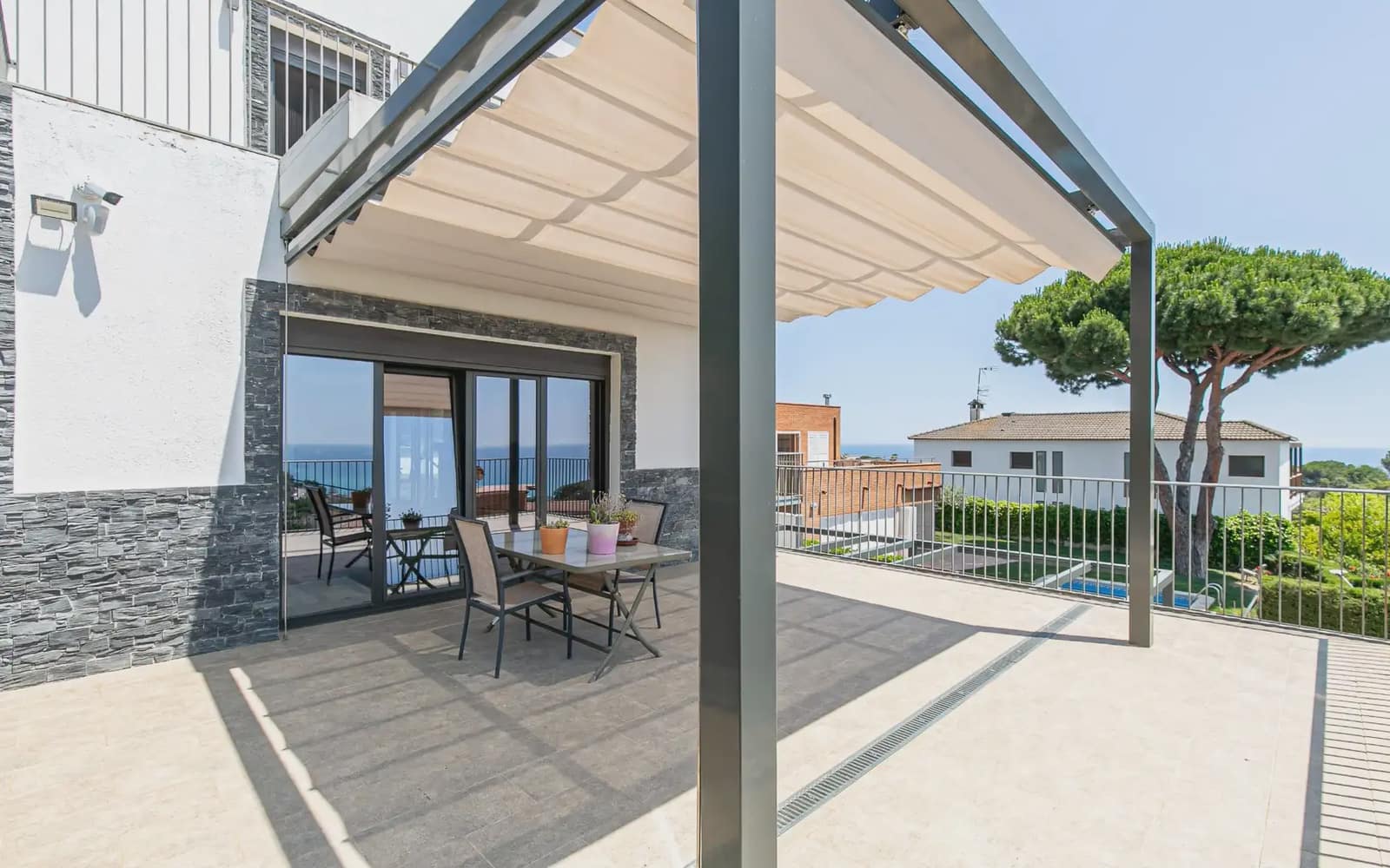 5 bedroom Villa for sale in Caldes d'Estrac with garage - € 1,190,000 (Ref: 9867502)
