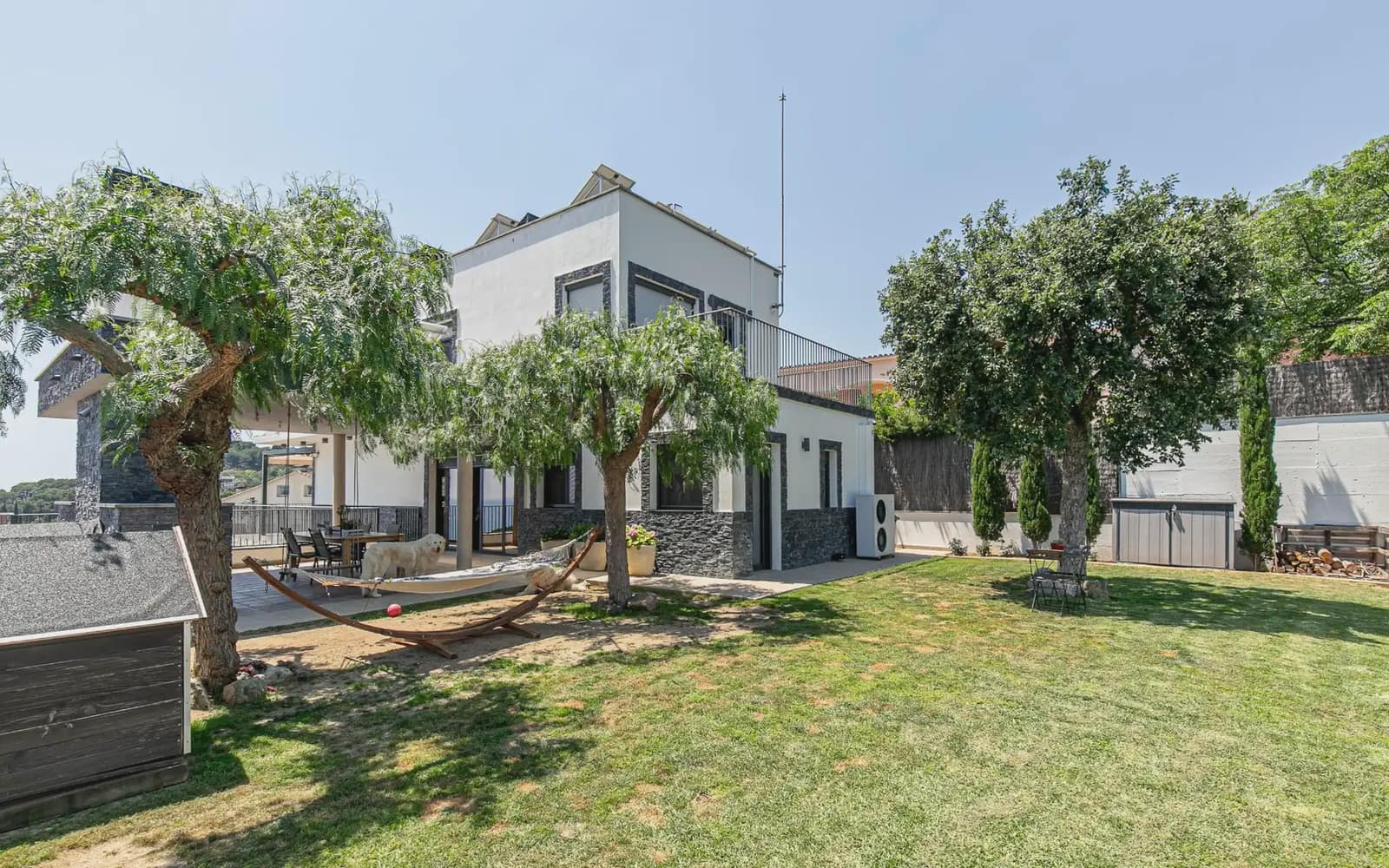5 bedroom Villa for sale in Caldes d'Estrac with garage - € 1,190,000 (Ref: 9867502)