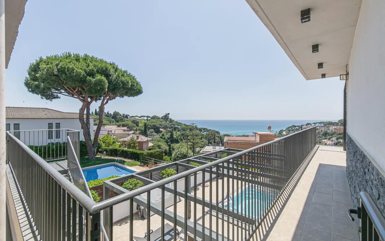 5 bedroom Villa for sale in Caldes d'Estrac with garage - € 1,190,000 (Ref: 9867502)