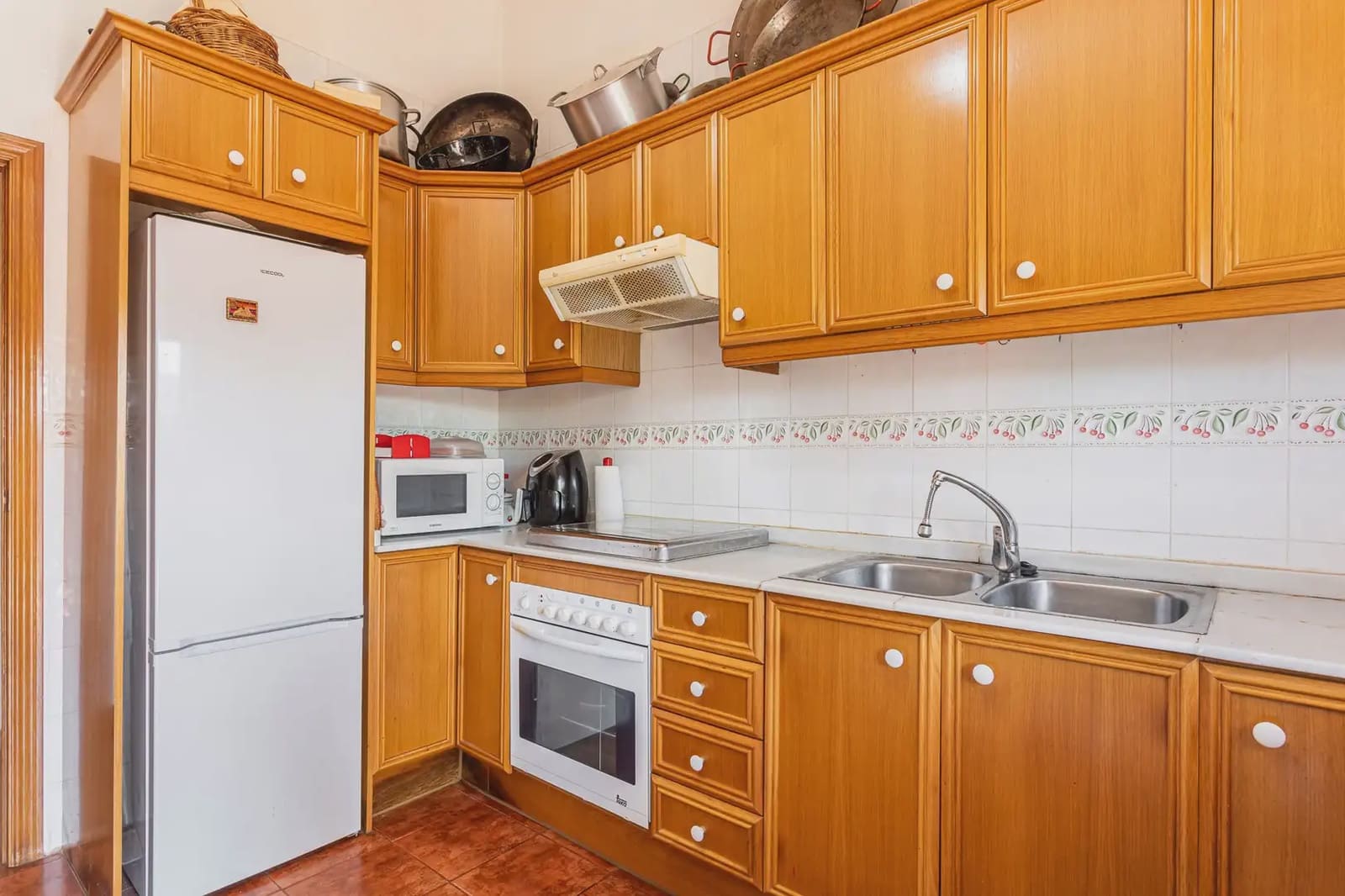 4 sovrum Villa till salu i La Pobla de Vallbona - 359 000 € (Ref: 9867942)