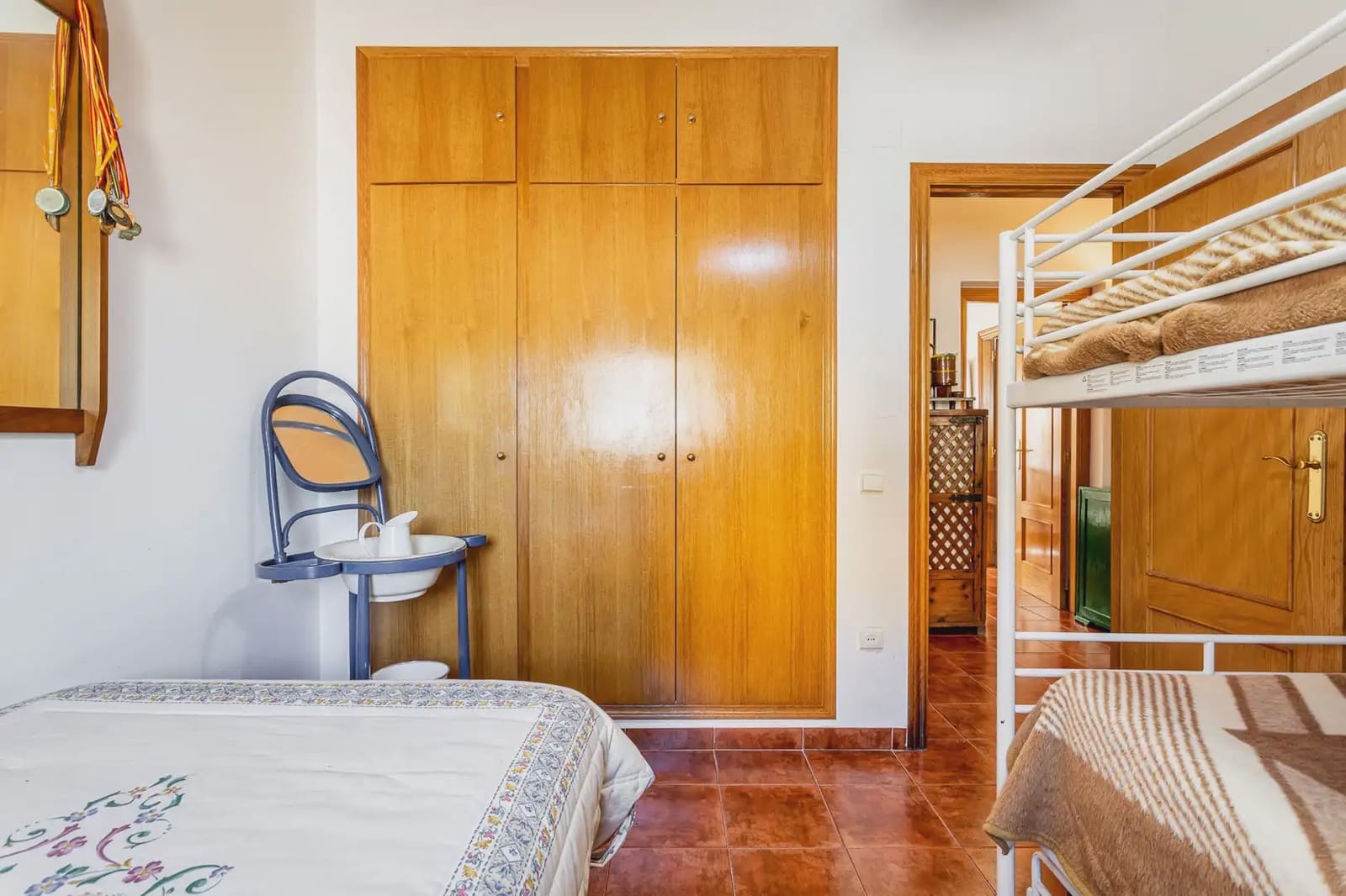 4 sovrum Villa till salu i La Pobla de Vallbona - 359 000 € (Ref: 9867942)