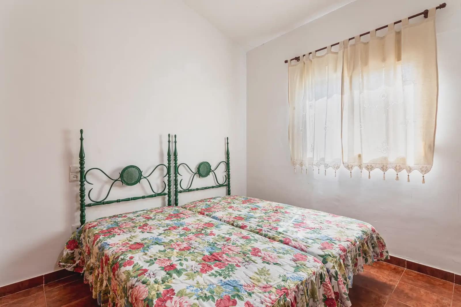 4 sovrum Villa till salu i La Pobla de Vallbona - 359 000 € (Ref: 9867942)