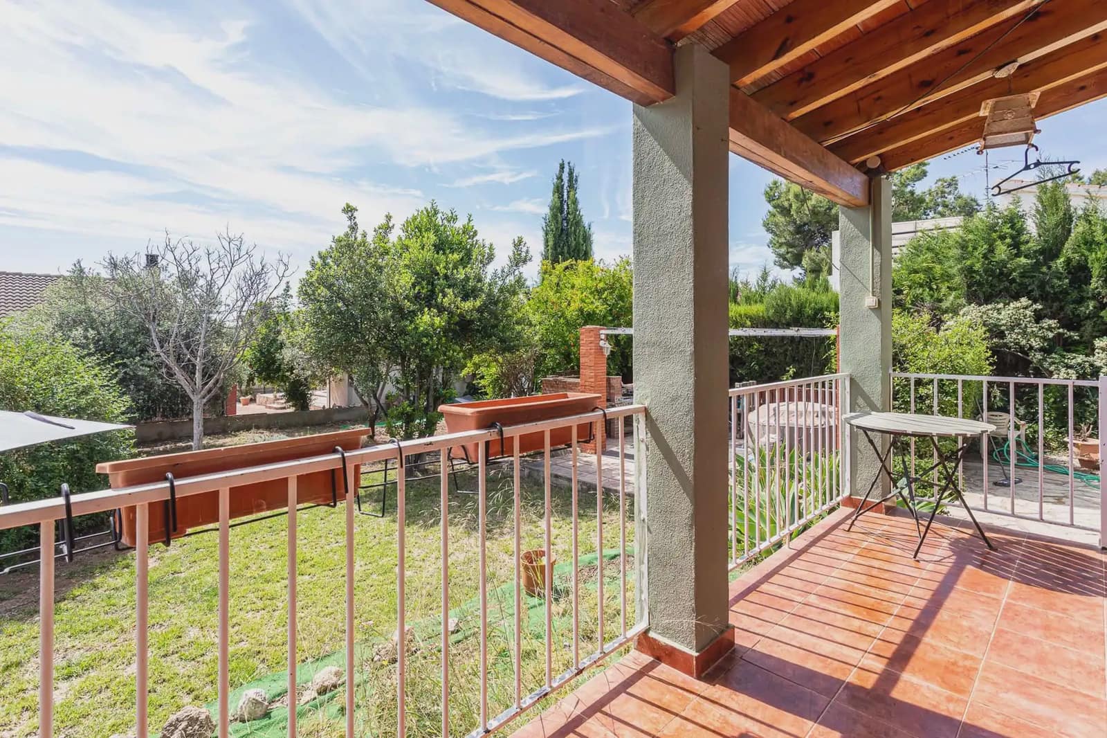 4 sovrum Villa till salu i La Pobla de Vallbona - 359 000 € (Ref: 9867942)