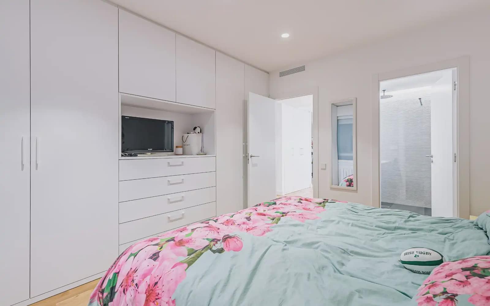 3 slaapkamer Flat te koop in Barcelona stad - € 850.000 (Ref: 9877471)