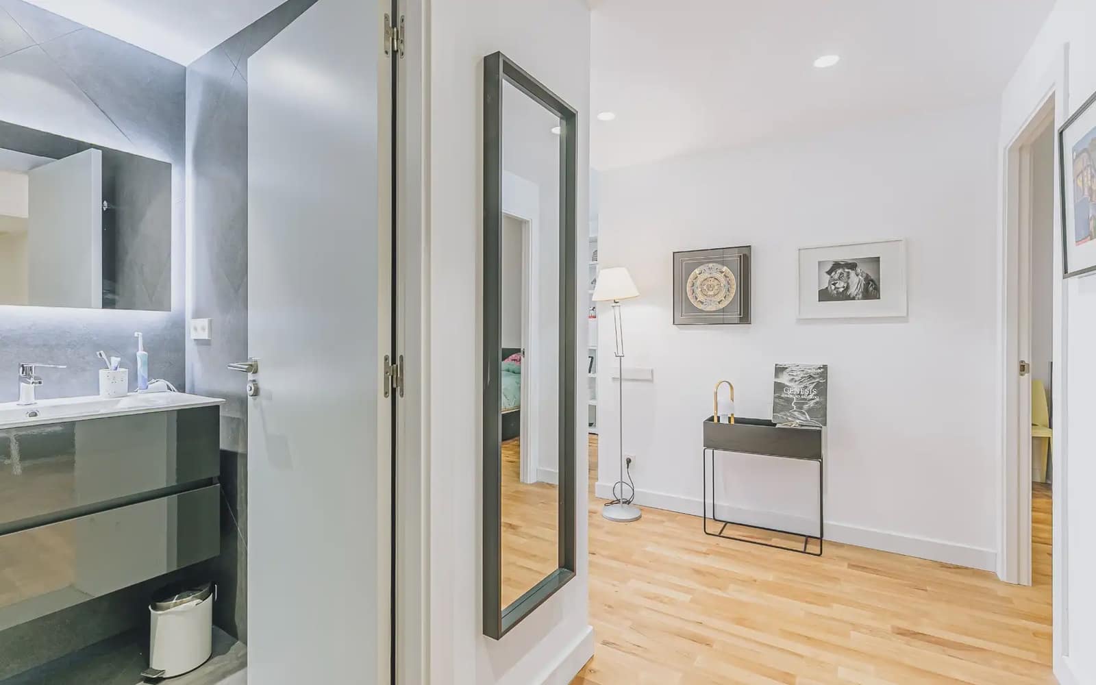 3 slaapkamer Flat te koop in Barcelona stad - € 850.000 (Ref: 9877471)