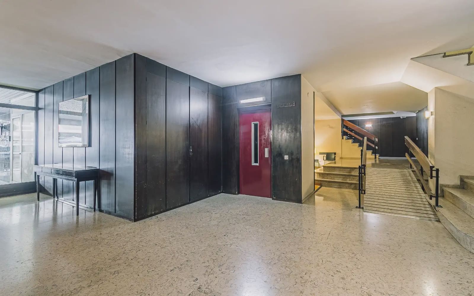 3 slaapkamer Flat te koop in Barcelona stad - € 850.000 (Ref: 9877471)