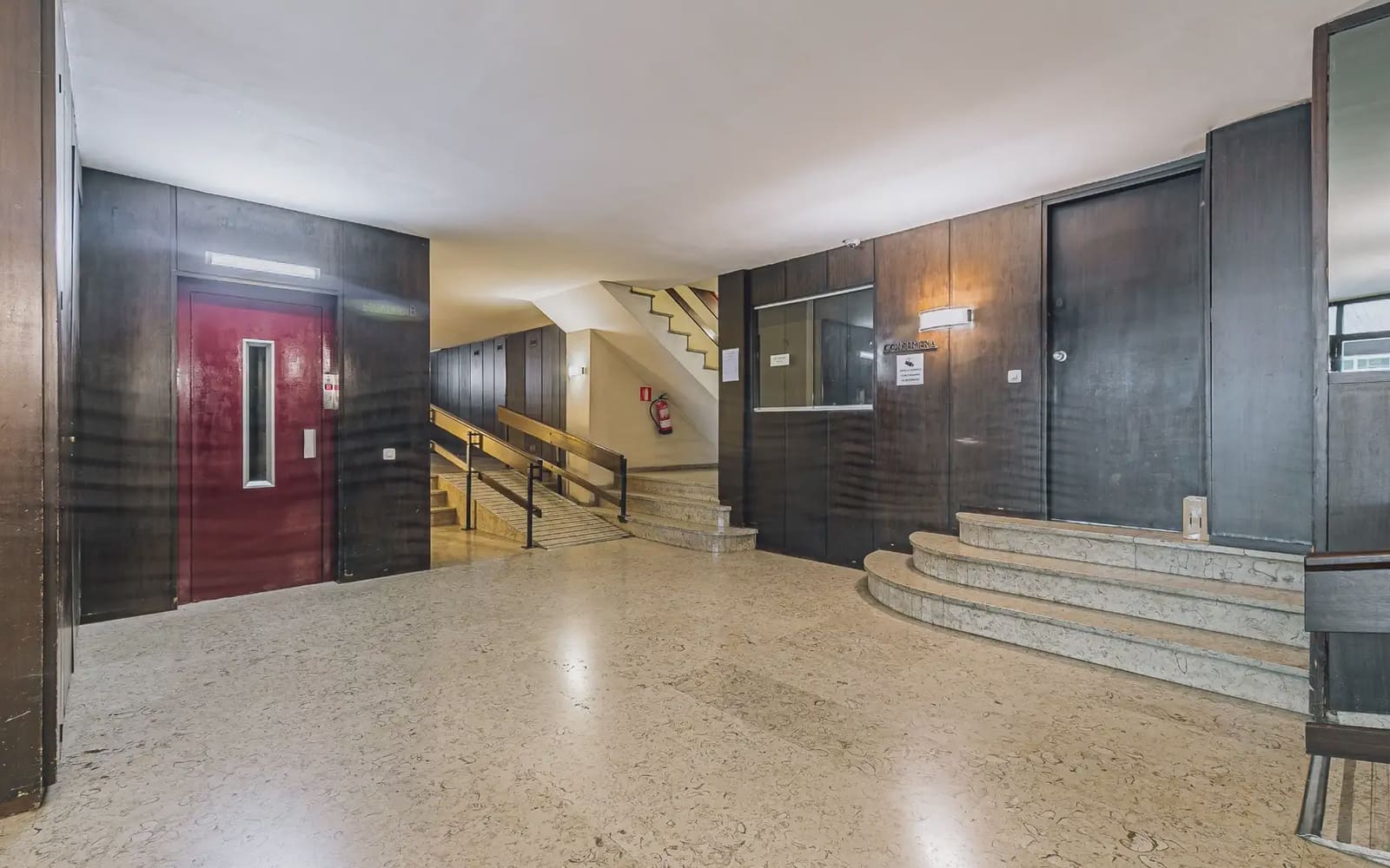 3 slaapkamer Flat te koop in Barcelona stad - € 850.000 (Ref: 9877471)