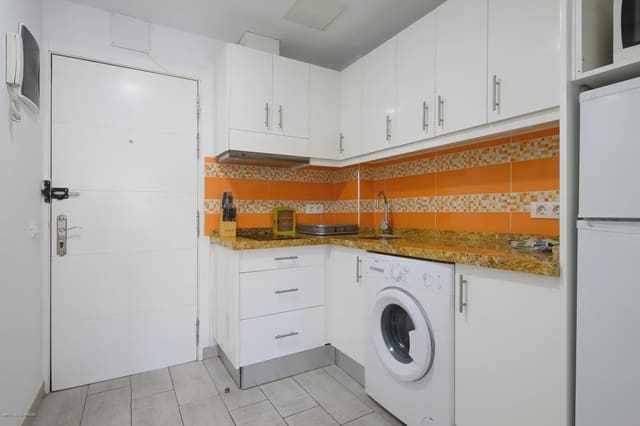 1 makuuhuone Asunto vuokrattavana paikassa Santa Catalina - Canteras, Las Palmas de Gran Canaria - 800 € (Ref: 9877472)