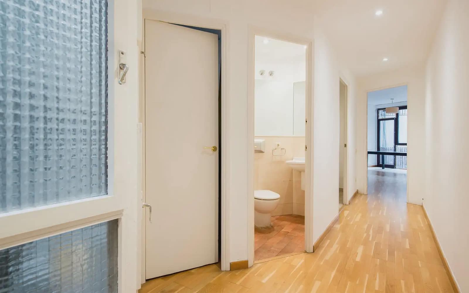 4 makuuhuone Asunto myytävänä paikassa Barcelona kaupunki mukana 
autotalli - 990 000 € (Ref: 9885220)