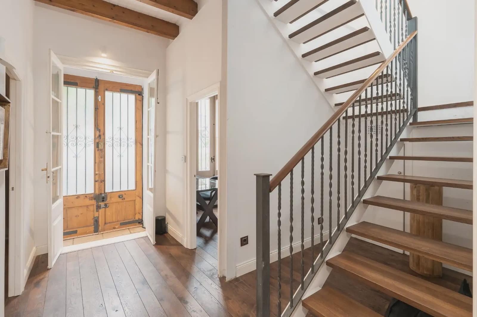 5 soveværelse Villa til salg i Barcelona by med swimmingpool - € 2.600.000 (Ref: 9889061)