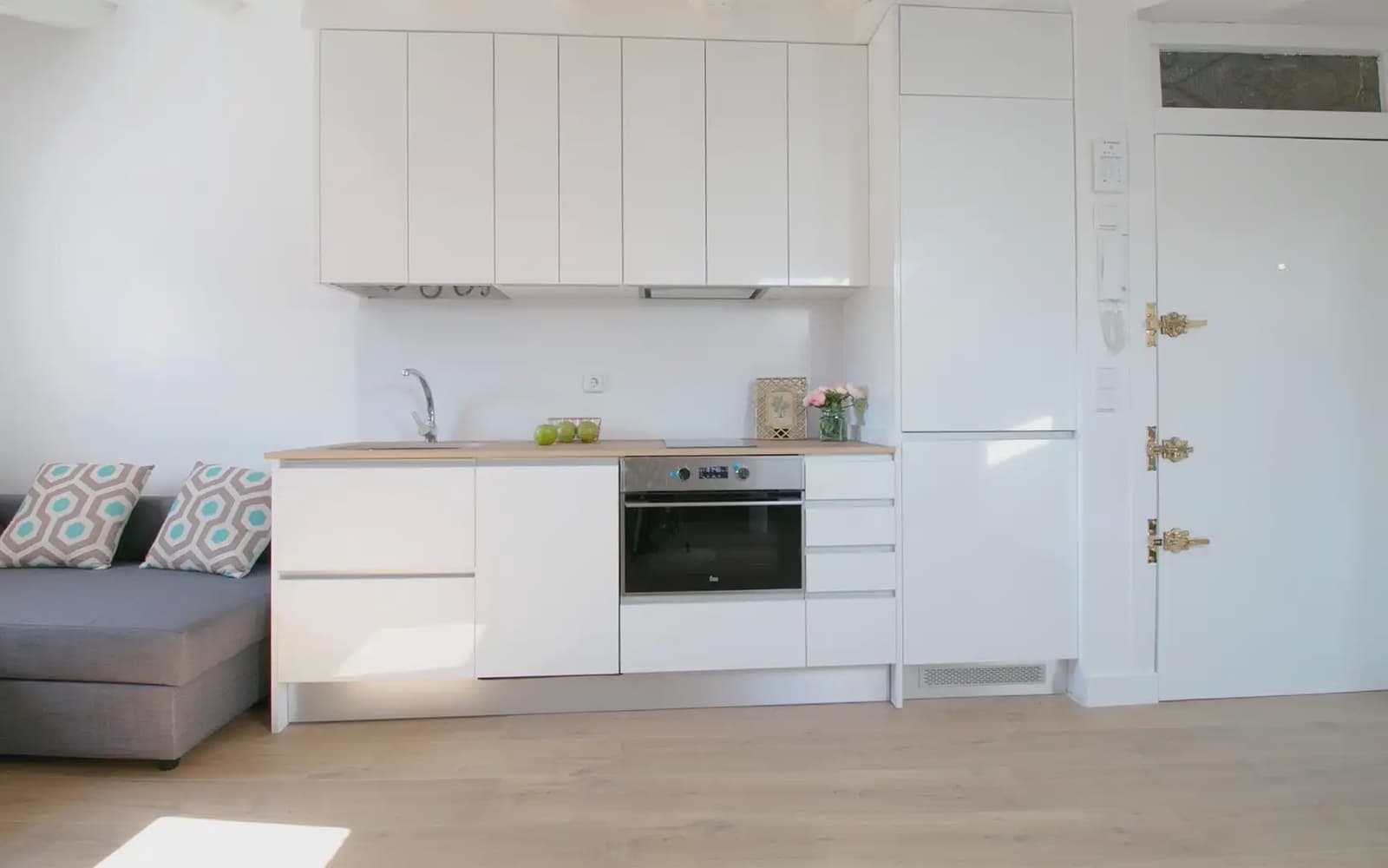 1 soverom Studio til leie i Madrid by - € 850 (Ref: 9889170)