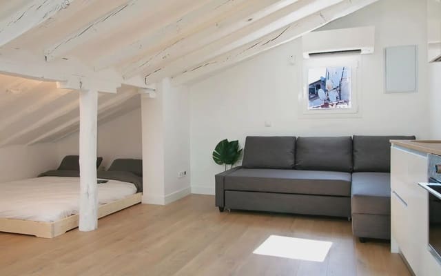 1 soverom Studio til leie i Embajadores, Madrid by - € 850 (Ref: 9889170)