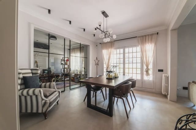 4 camera da letto Appartamento in vendita in L'Antiga Esquerra de L'Eixample, Barcelona città con garage - 1.695.000 € (Rif: 9890629)