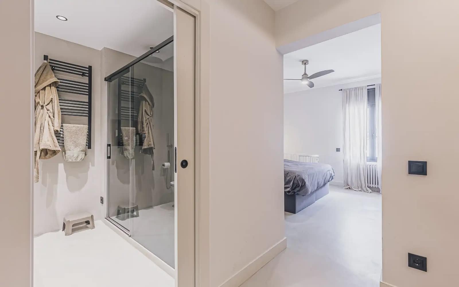 Piso de 3 habitaciones en Barcelona ciudad en venta - 1.395.000 € (Ref: 9890629)